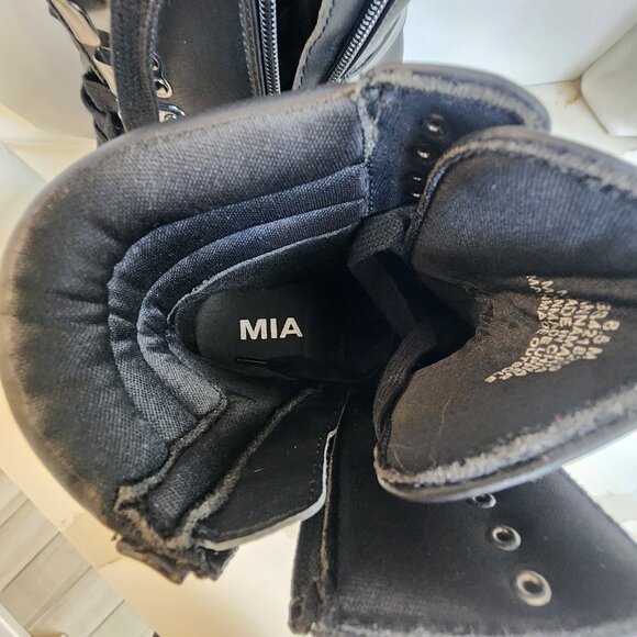 Mia Annamaria Black Block Heel Boots - Women's Size 6.5 - Picture 9 of 12